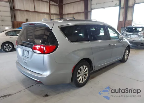 2018 Chrysler Pacifica Touring L from USA, damaged, VIN 2C4RC1BG4JR294752